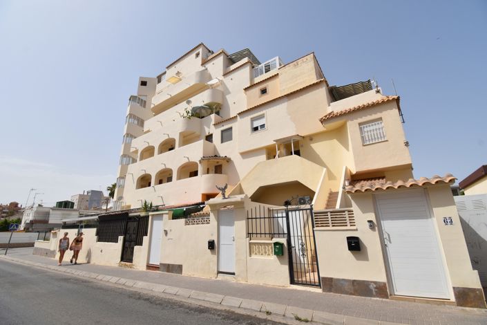 Image No.2-2 Bed Property for sale