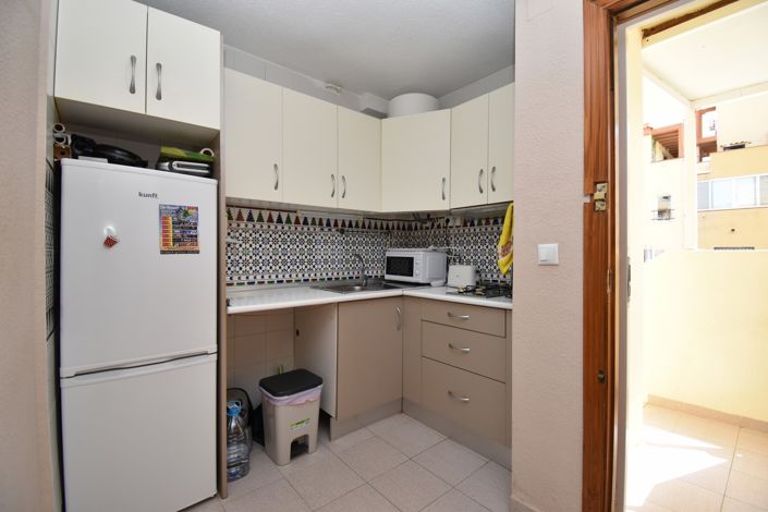 Image No.4-2 Bed Property for sale