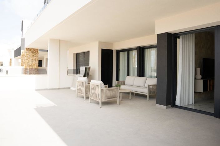 Image No.13-2 Bed Apartment for sale