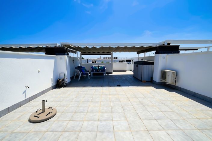 Image No.19-2 Bed Property for sale