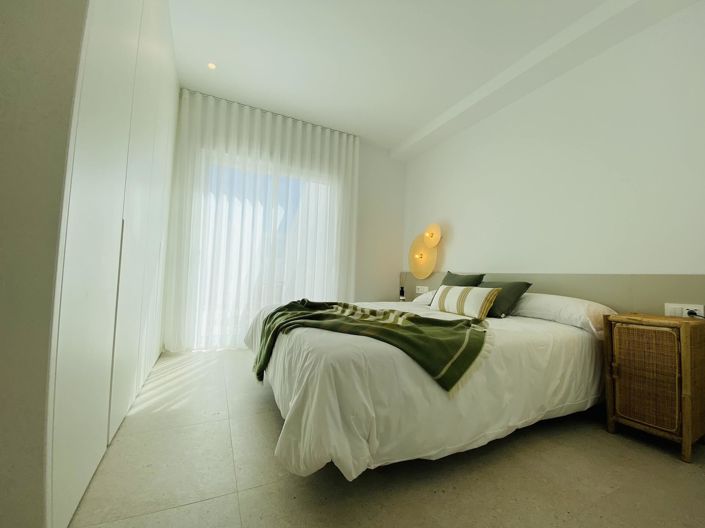 Image No.12-2 Bed Apartment for sale