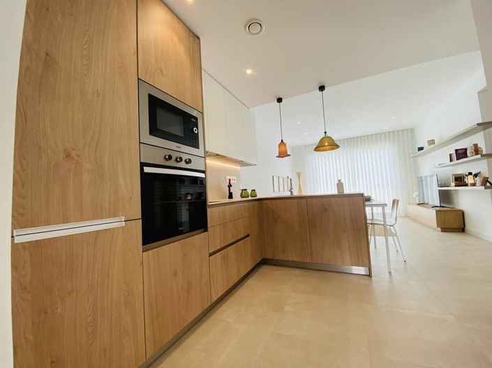 Image No.7-2 Bed Apartment for sale