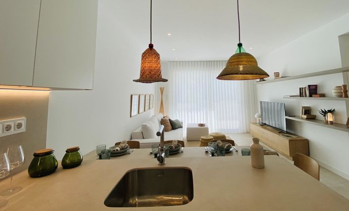Image No.9-2 Bed Apartment for sale