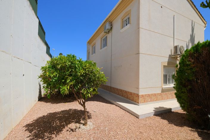 Image No.27-5 Bed Villa for sale