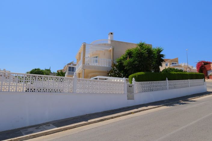 Image No.29-5 Bed Villa for sale