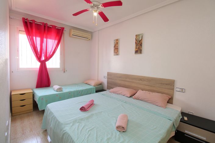 Image No.15-3 Bed Townhouse for sale