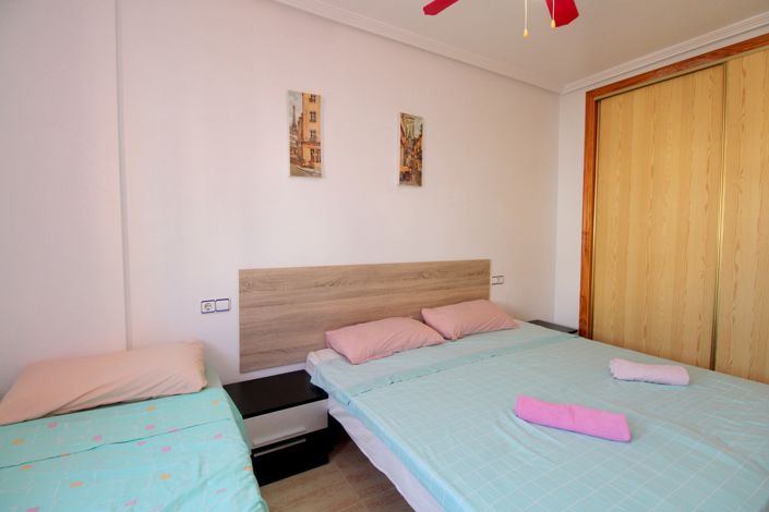 Image No.16-3 Bed Townhouse for sale