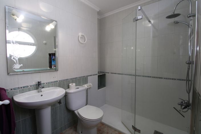 Image No.10-2 Bed Townhouse for sale