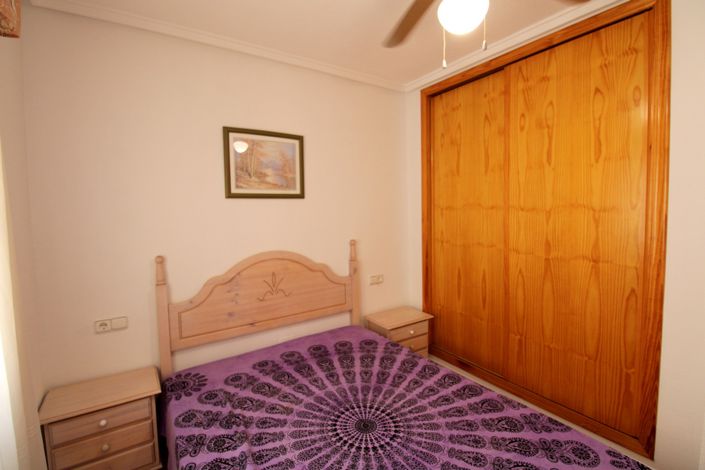 Image No.3-2 Bed Townhouse for sale