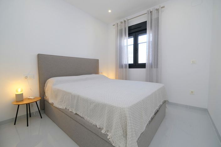 Image No.11-3 Bed Villa for sale