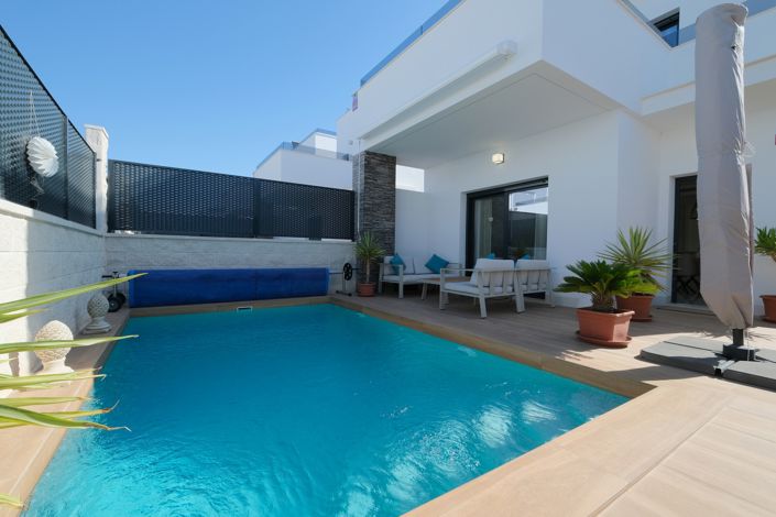 Image No.23-3 Bed Villa for sale