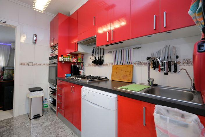 Image No.9-3 Bed Property for sale