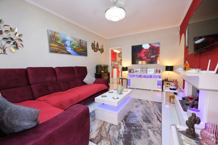 Image No.4-3 Bed Property for sale