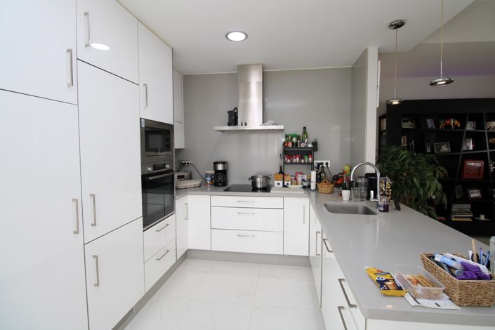 Image No.10-3 Bed Villa for sale