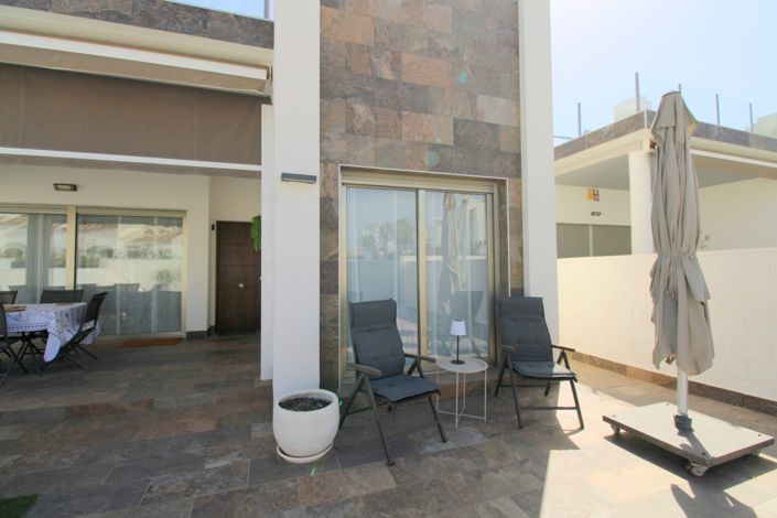 Image No.19-3 Bed Villa for sale