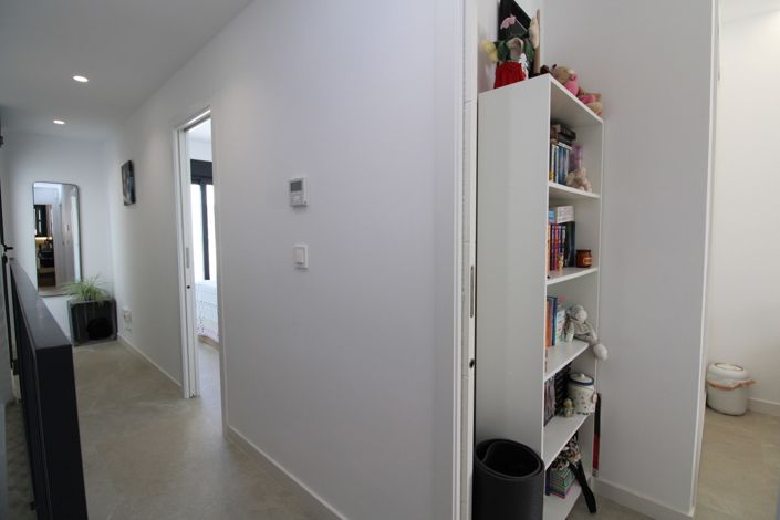 Image No.17-3 Bed Townhouse for sale