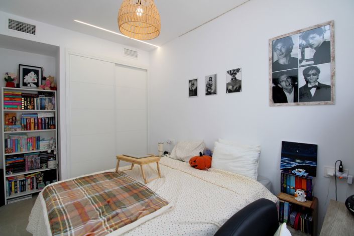 Image No.25-3 Bed Townhouse for sale