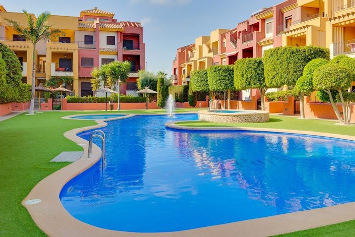 Image No.25-2 Bed Property for sale