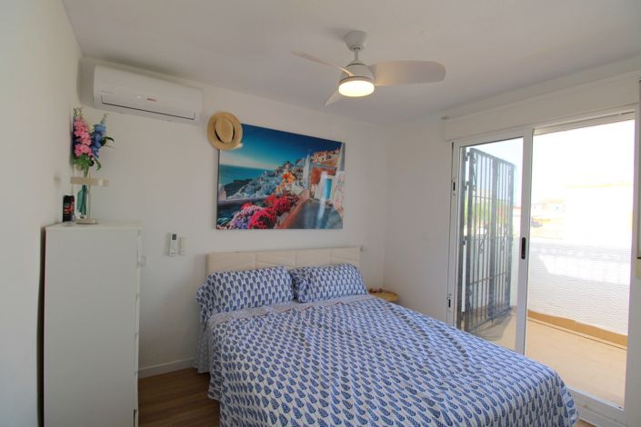Image No.4-3 Bed Townhouse for sale