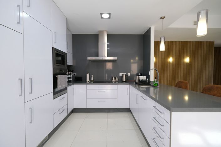 Image No.11-3 Bed Villa for sale
