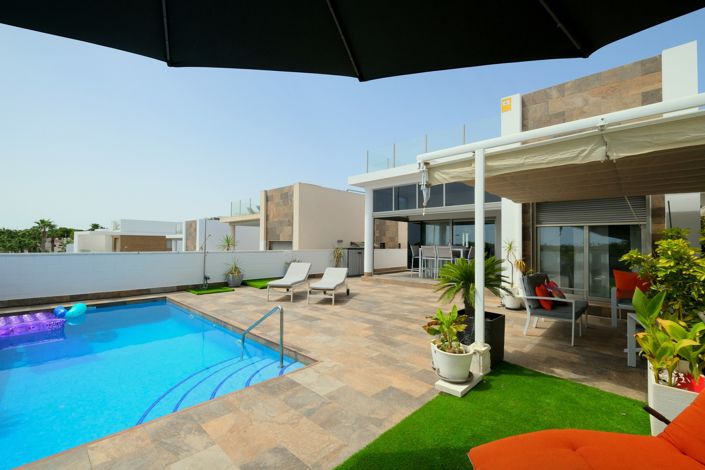 Image No.23-3 Bed Villa for sale