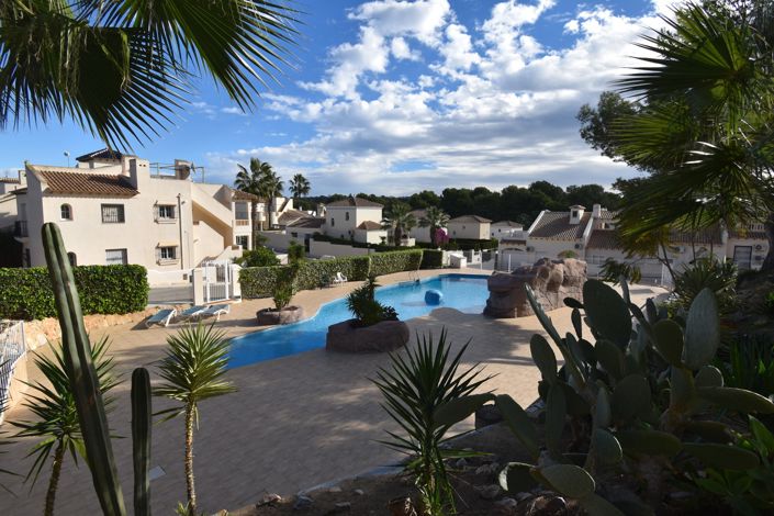 Image No.35-3 Bed Property for sale