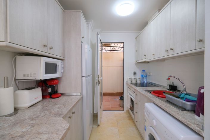 Image No.7-2 Bed Property for sale