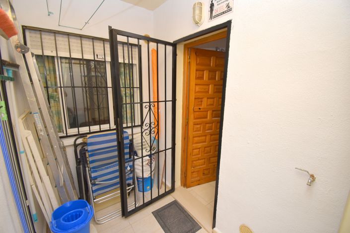 Image No.12-2 Bed Property for sale