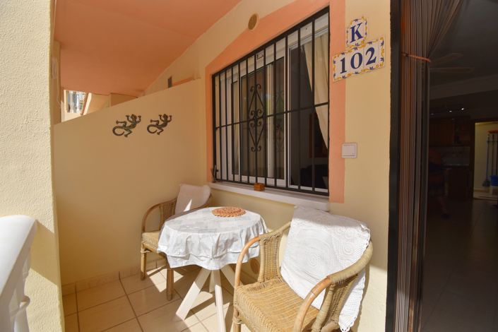 Image No.14-2 Bed Property for sale