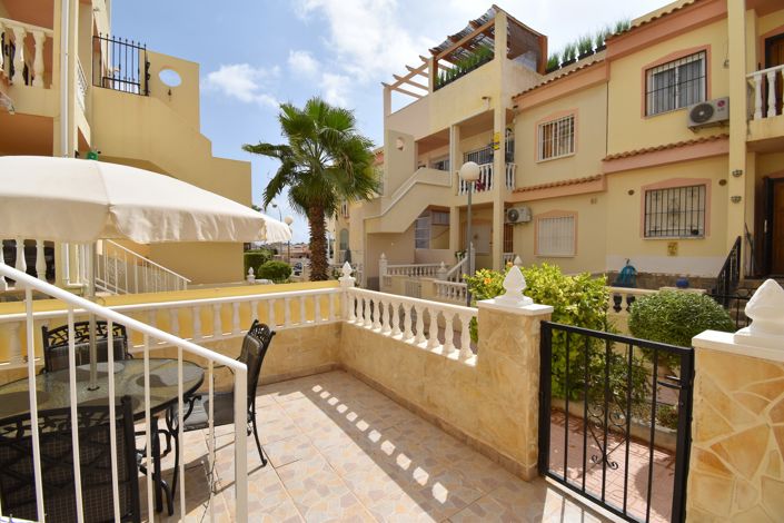 Image No.17-2 Bed Property for sale