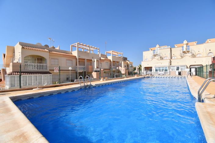 Image No.2-2 Bed Property for sale