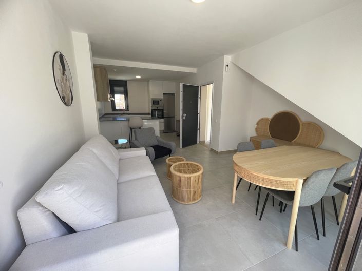 Image No.2-2 Bed Property for sale