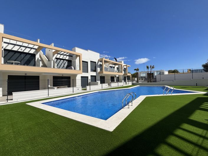 Image No.22-2 Bed Property for sale