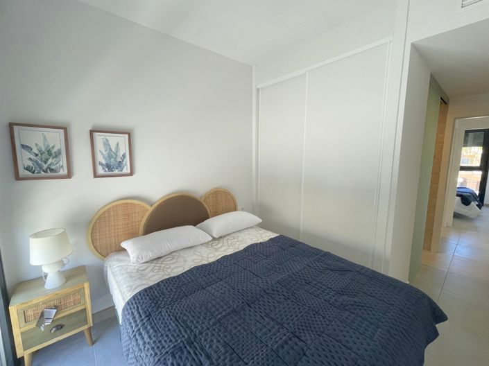 Image No.4-2 Bed Property for sale