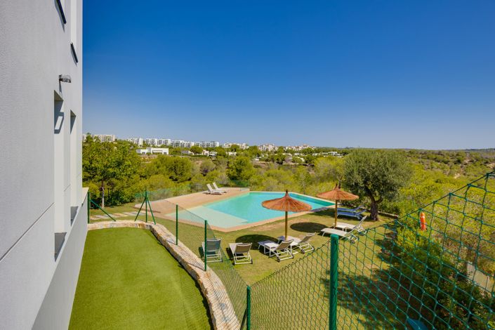 Image No.26-2 Bed Property for sale