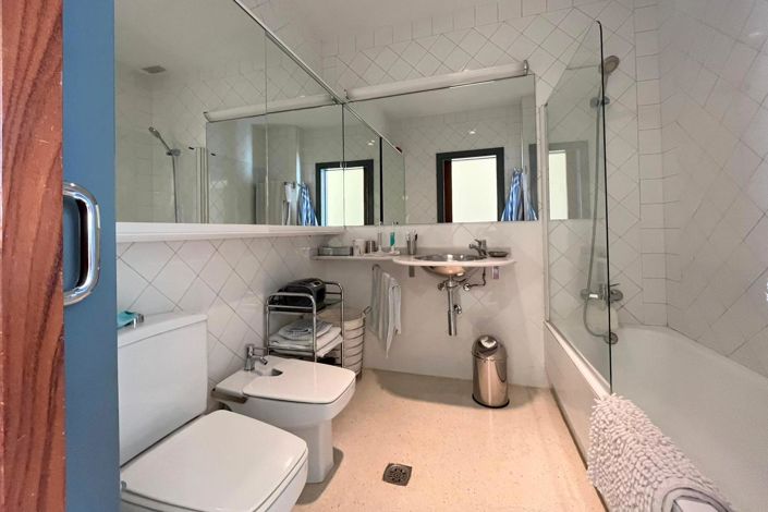 Image No.22-4 Bed Villa for sale