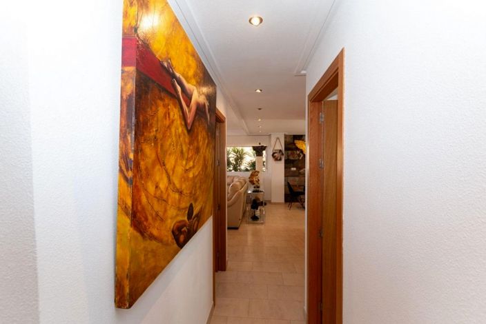 Image No.19-3 Bed Apartment for sale
