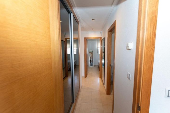 Image No.20-3 Bed Apartment for sale
