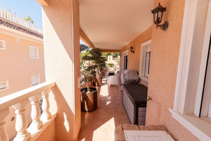 Image No.24-3 Bed Apartment for sale