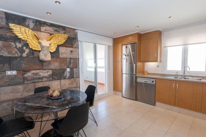 Image No.7-3 Bed Apartment for sale