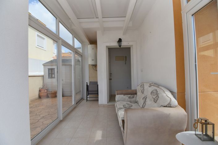 Image No.21-2 Bed Townhouse for sale