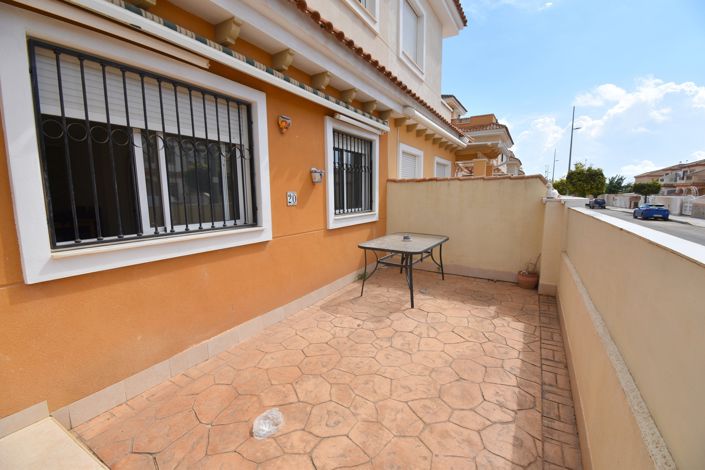 Image No.22-2 Bed Townhouse for sale
