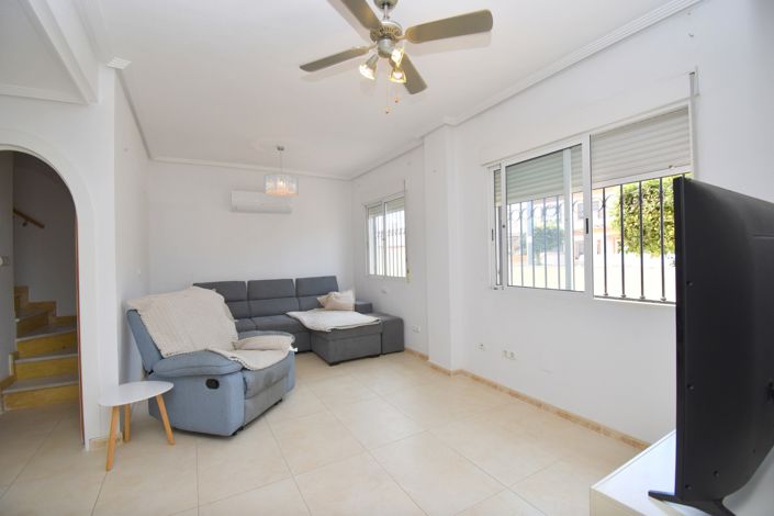 Image No.4-2 Bed Townhouse for sale