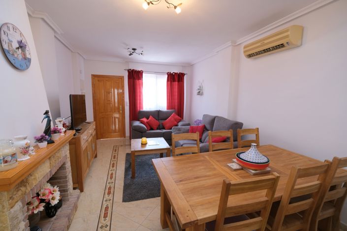 Image No.5-3 Bed Townhouse for sale