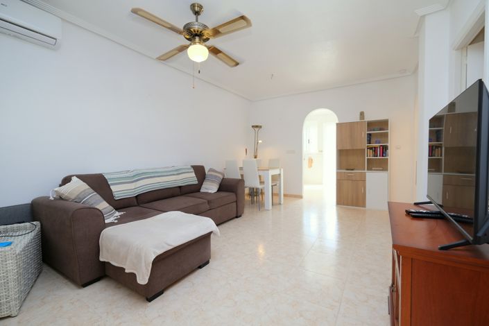 Image No.4-2 Bed Property for sale