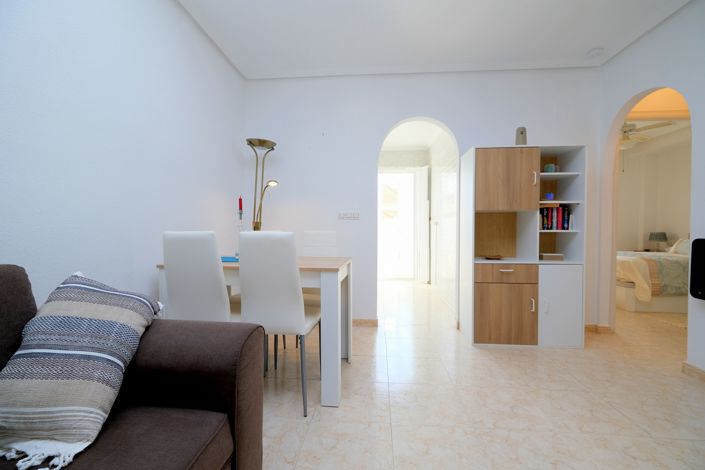Image No.6-2 Bed Property for sale