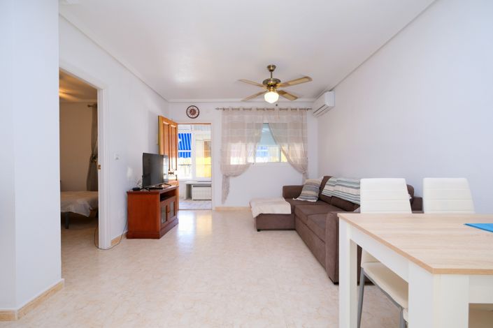 Image No.7-2 Bed Property for sale