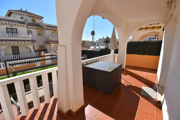 Image No.23-2 Bed Townhouse for sale