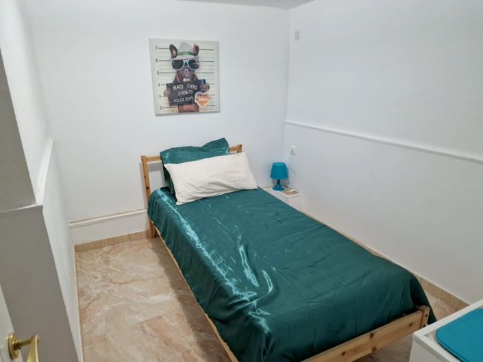 Image No.32-2 Bed Townhouse for sale