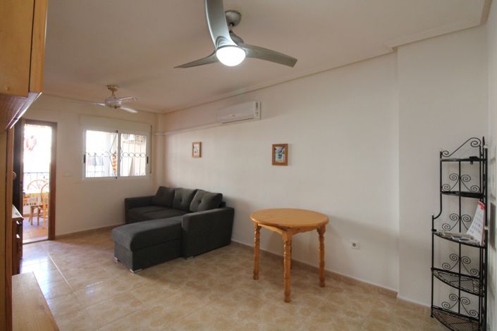 Image No.9-Propriété de 2 chambres à vendre à Punta Prima